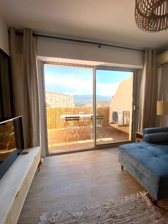 Superbe T2 Equipe Proche Centre Ville Ajaccio Avec Parking Exterior photo